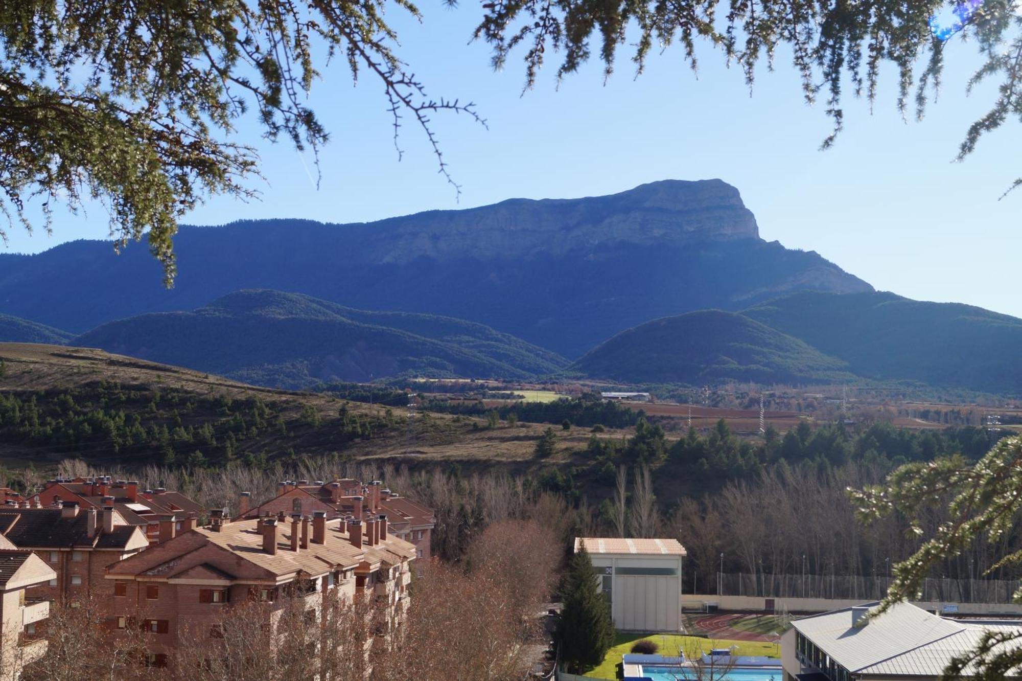 Casa Aspe Jaca Daire Dış mekan fotoğraf